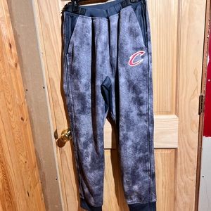 Men’s large zip away sweats. Cleveland Cavaliers.